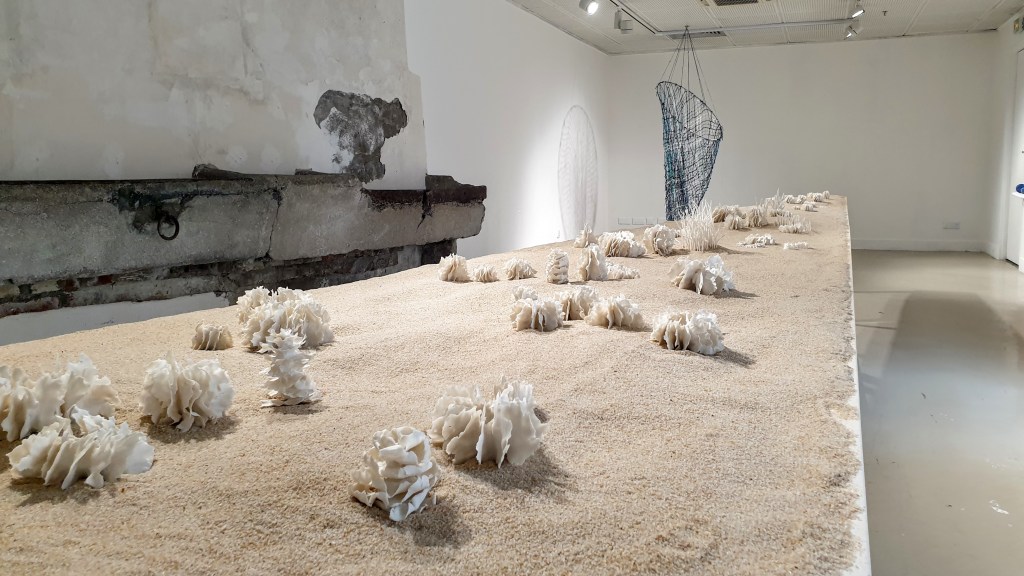 En poussière – Dominique Ghesquière & Lucie&nbsp;Douriaud